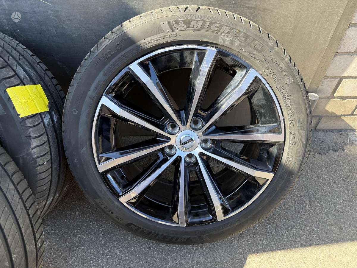 Volvo V60 2022m Originalus, легкосплавные , R18