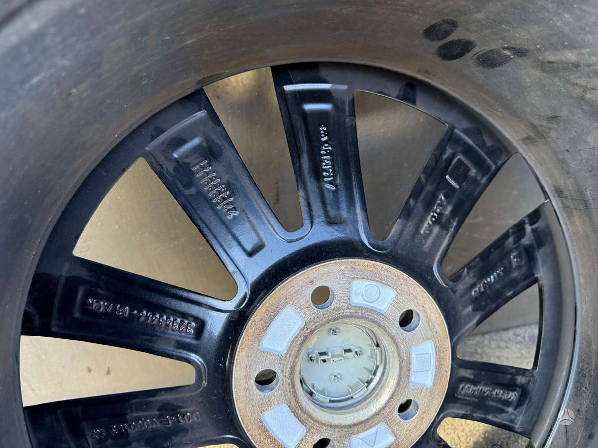 Volvo V60 2022m Originalus, легкосплавные , R18