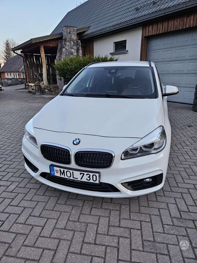 BMW 218 Active Tourer, 2.0 l., Хэтчбек