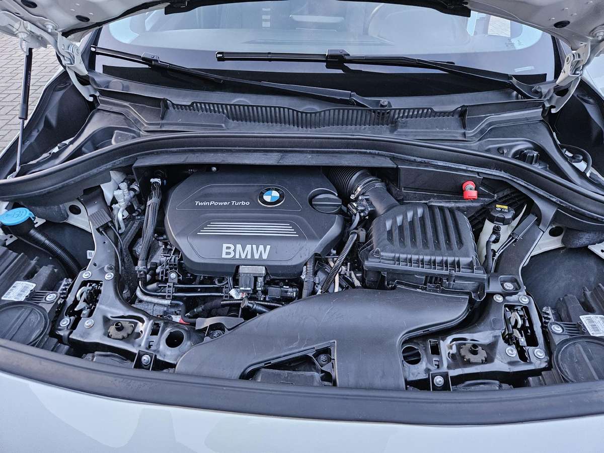 BMW 218 Active Tourer, 2.0 l., Хэтчбек