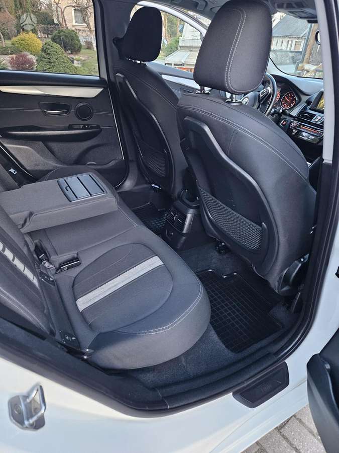 BMW 218 Active Tourer, 2.0 l., Хэтчбек