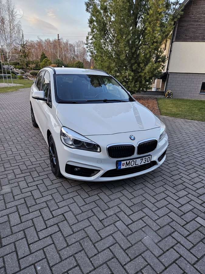 BMW 218 Active Tourer, 2.0 l., Хэтчбек