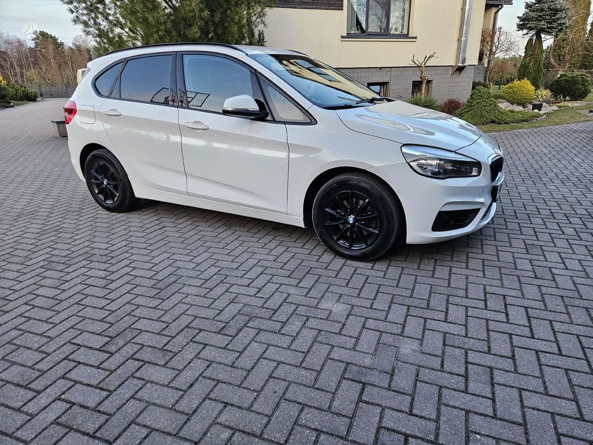 BMW 218 Active Tourer, 2.0 l., Хэтчбек