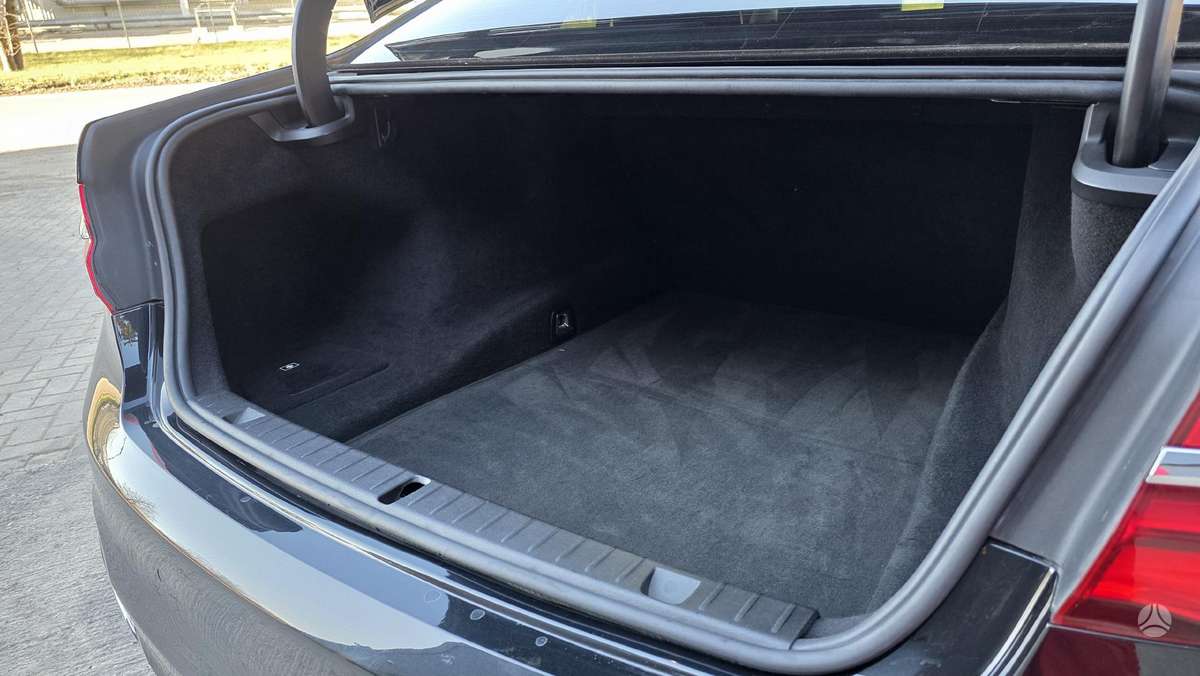 BMW 740, 3.0 l., Седан