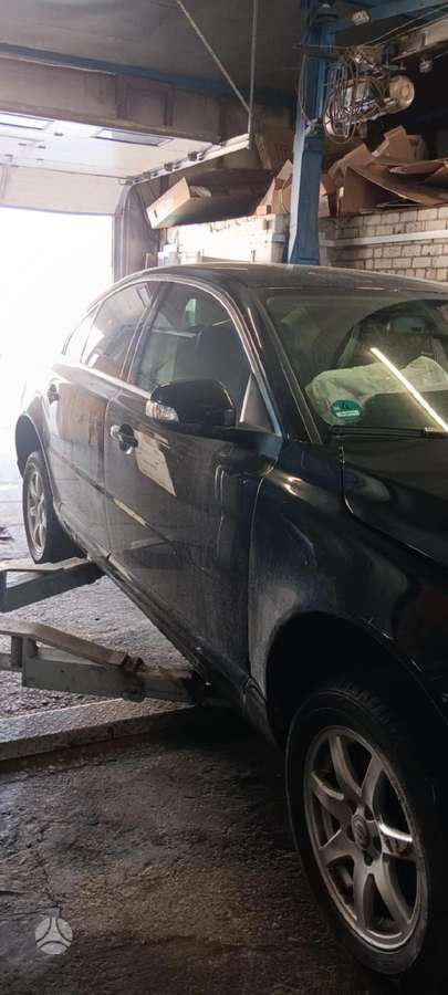 Volvo S80 for parts