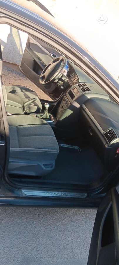 Peugeot 407 for parts