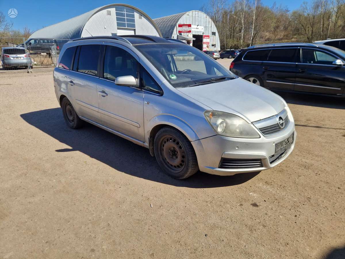 Opel Zafira Minsko pl 33a 5 angaras