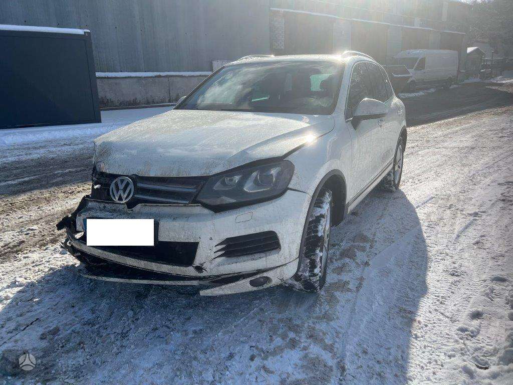 Volkswagen Touareg по частям. 3 0tdi dalimis
