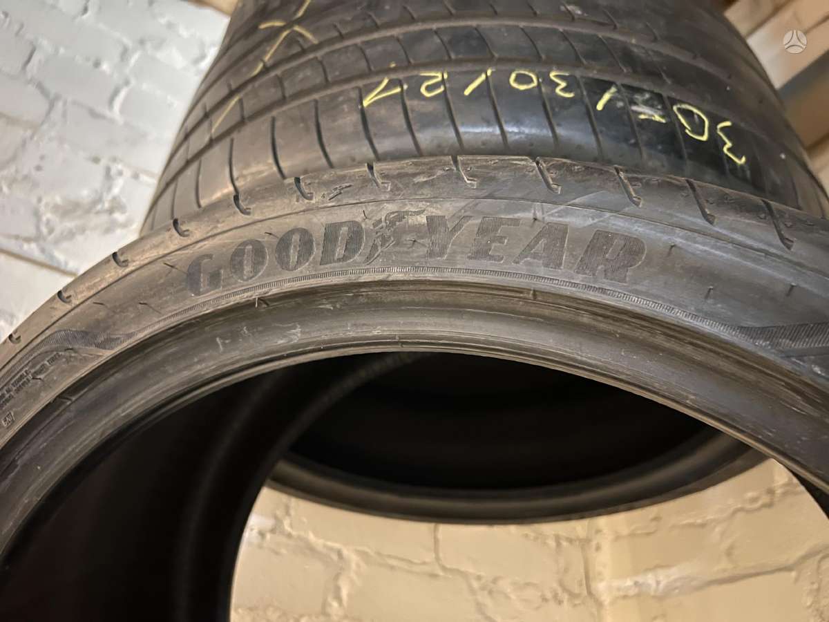Goodyear, summer 305/30 R21