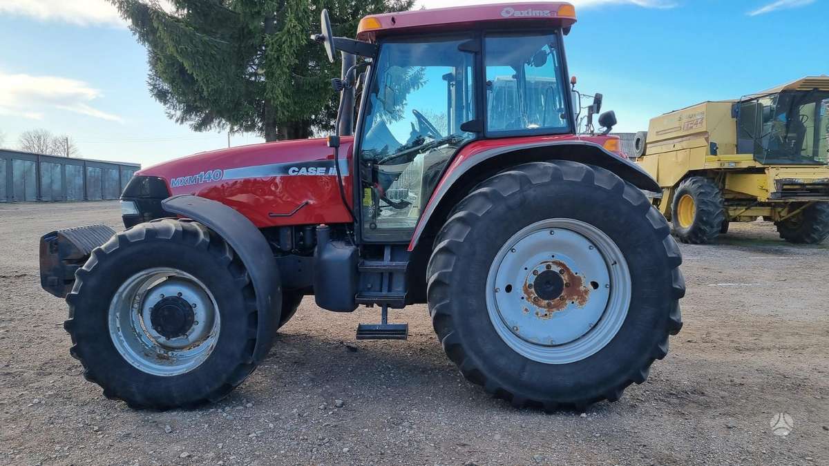 Case-IH MXM140, tractors