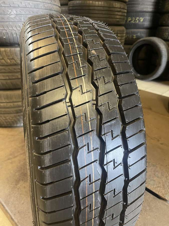Rotalla Transporter RF09, summer 235/65 R16
