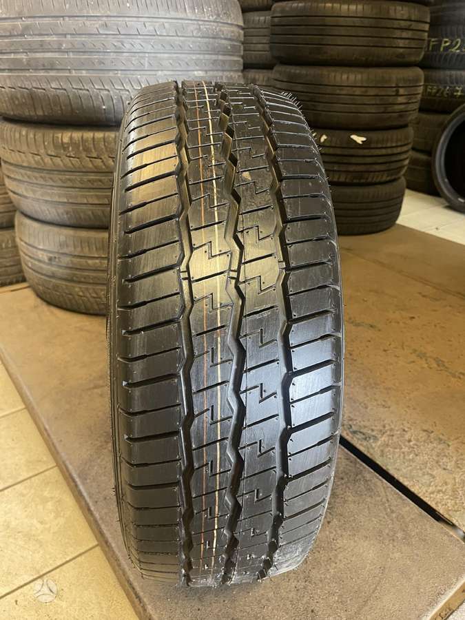 Rotalla Transporter RF09, summer 235/65 R16