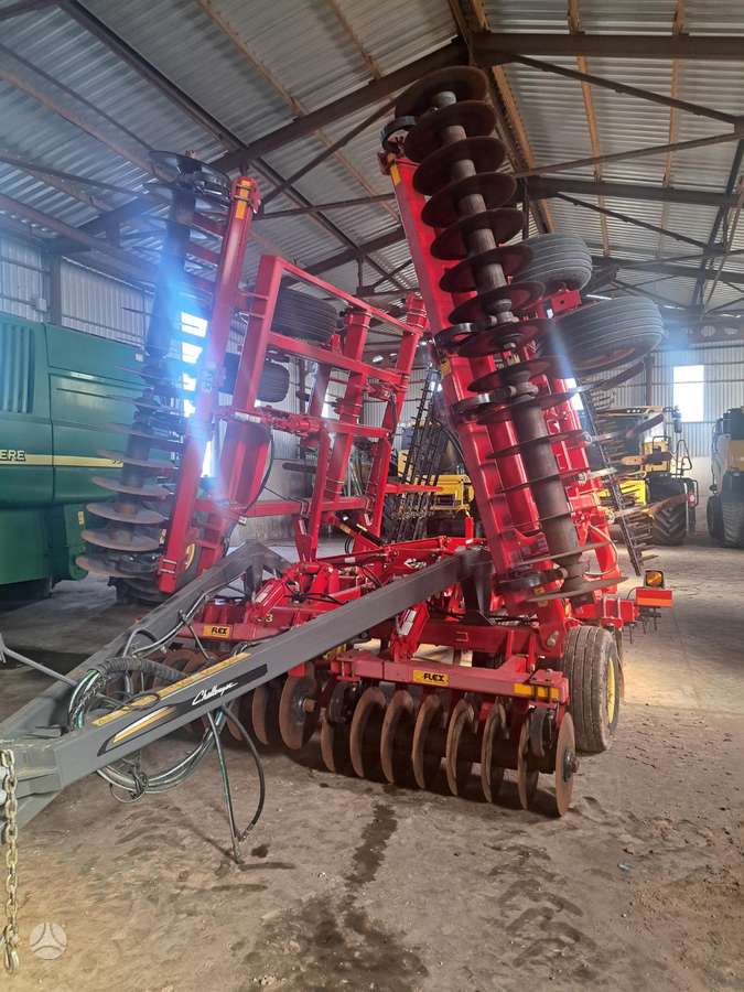 Challenger 4233, soil preparation / cultivation machinery