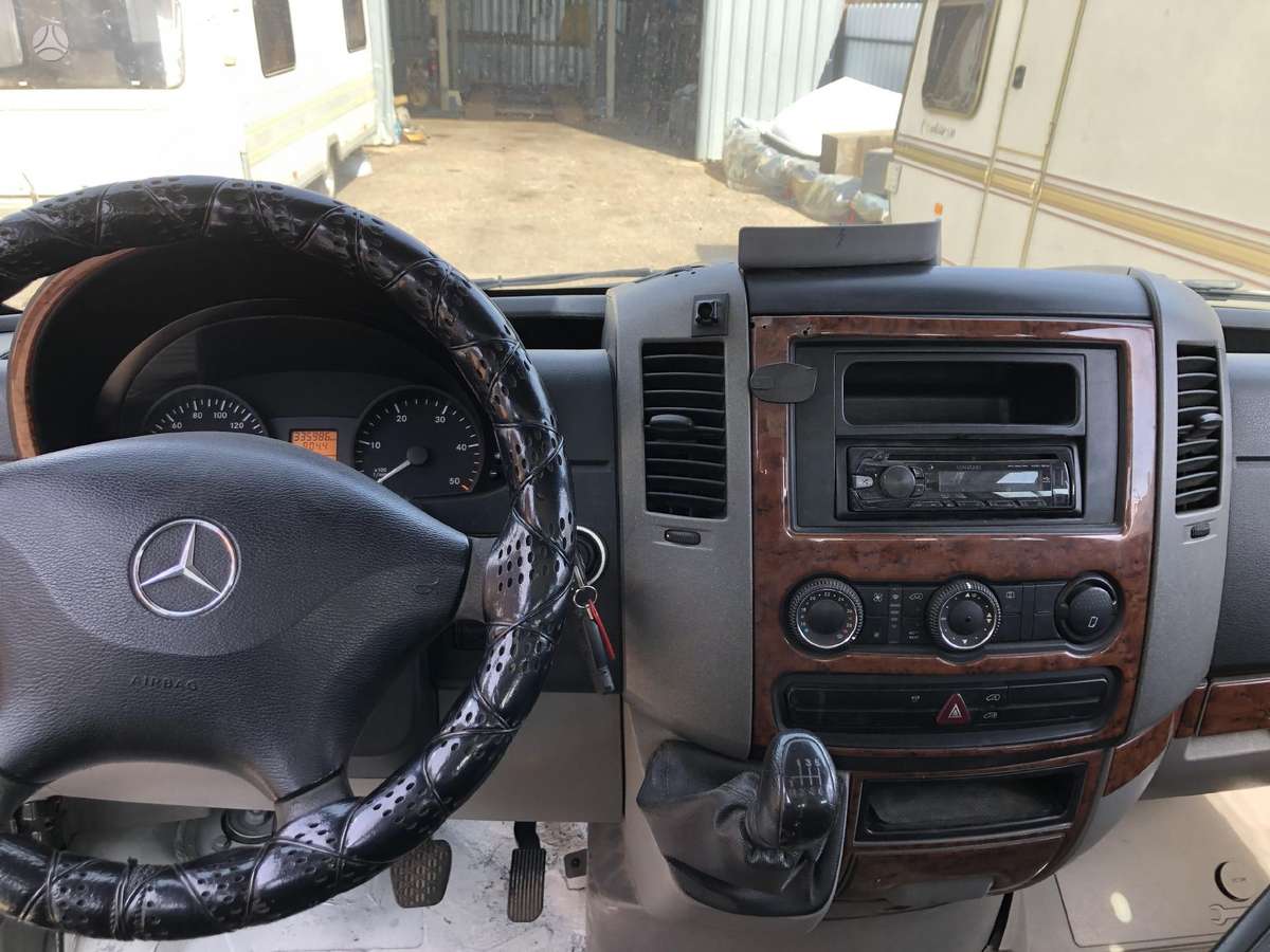 Mercedes-Benz Sprinter 518 MAXI, double cabs