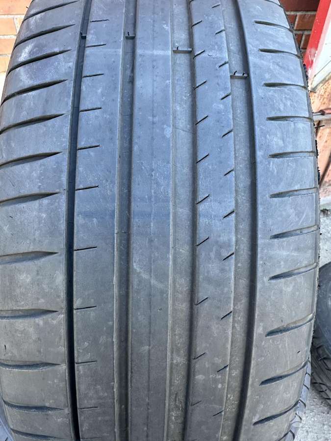 Michelin Pilot sport 4, летние 285/40 R20