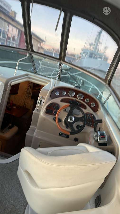 SeaRay Sundancer 315, yachts / cruisers