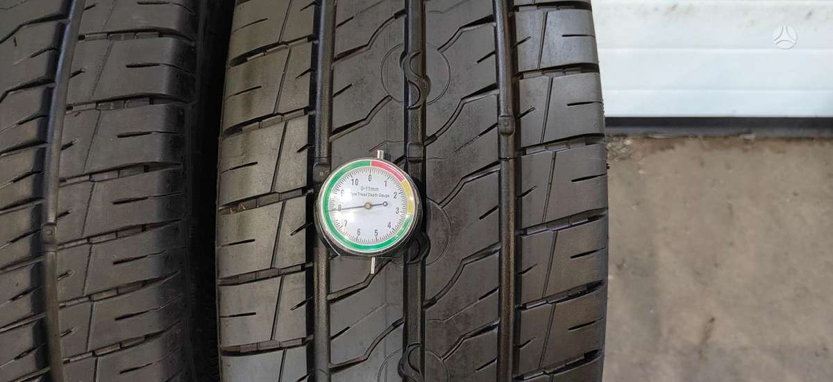 Semperit Van life 2, summer 235/65 R16
