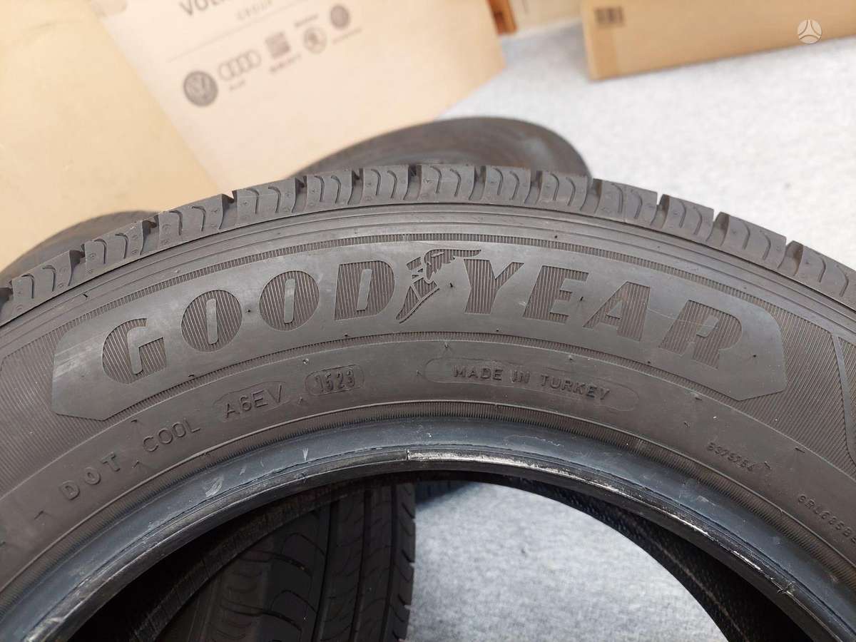 Goodyear EFFICIENT GRIP CARGO, summer 215/65 R16
