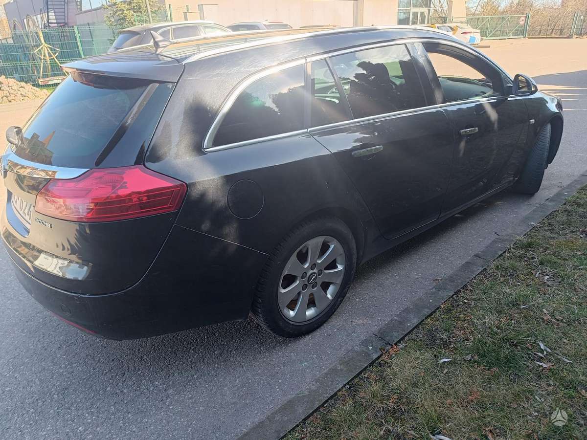 Opel Insignia, 2.0 l., wagon