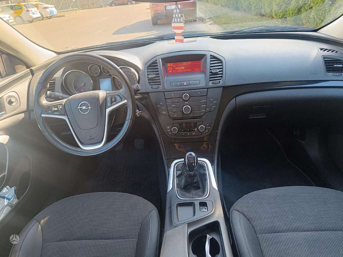 Opel Insignia, 2.0 l., universalas