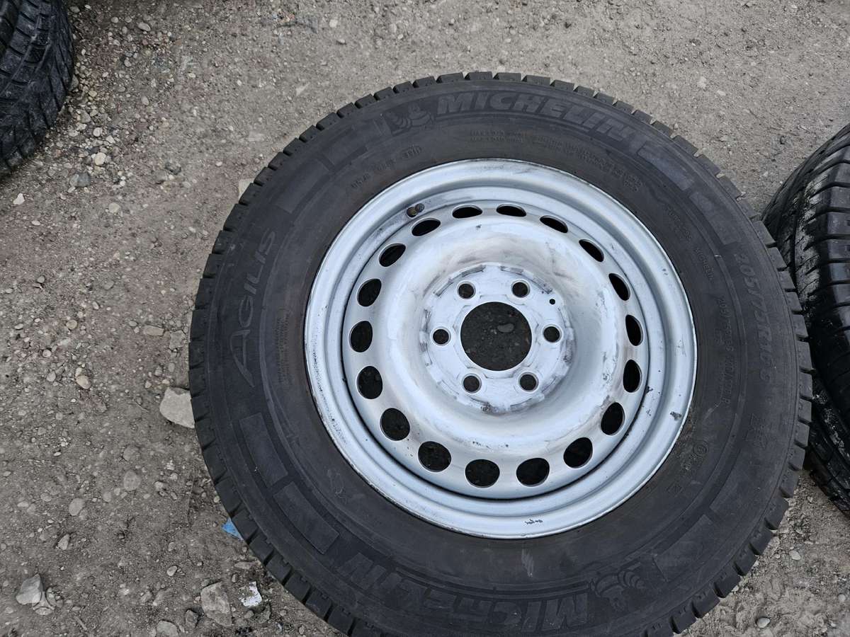 Mercedes-Benz Sprinter, stamped steel, R16