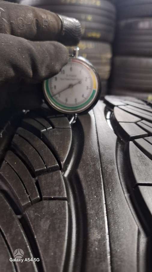 -Kita- Tri Acer formulavimas 1, летние 265/40 R21
