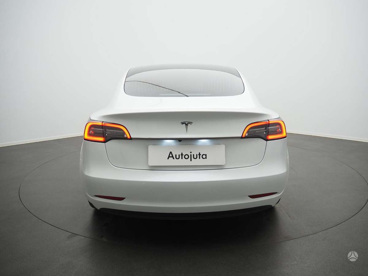 Tesla Model 3, 54 kWh, sedanas