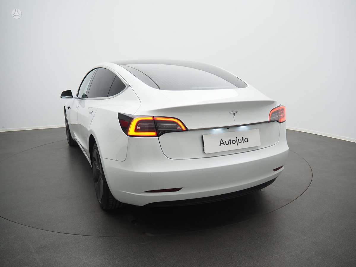 Tesla Model 3, 54 kWh, sedanas