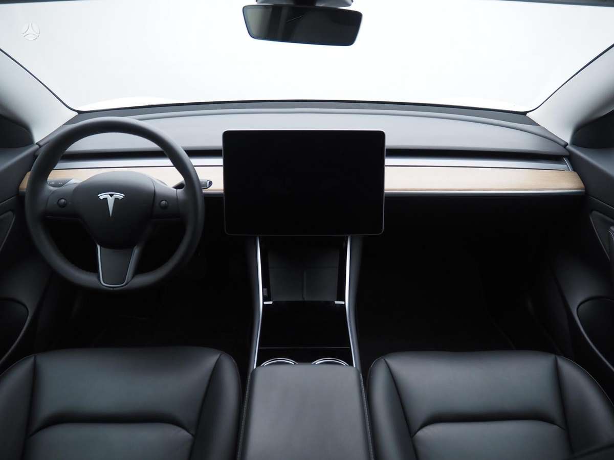 Tesla Model 3, 54 кВт·ч, Седан