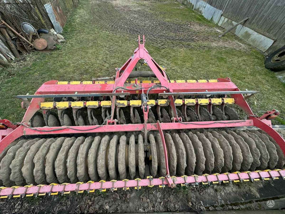 Vaderstad Carrier 400, скребки, скрубберы