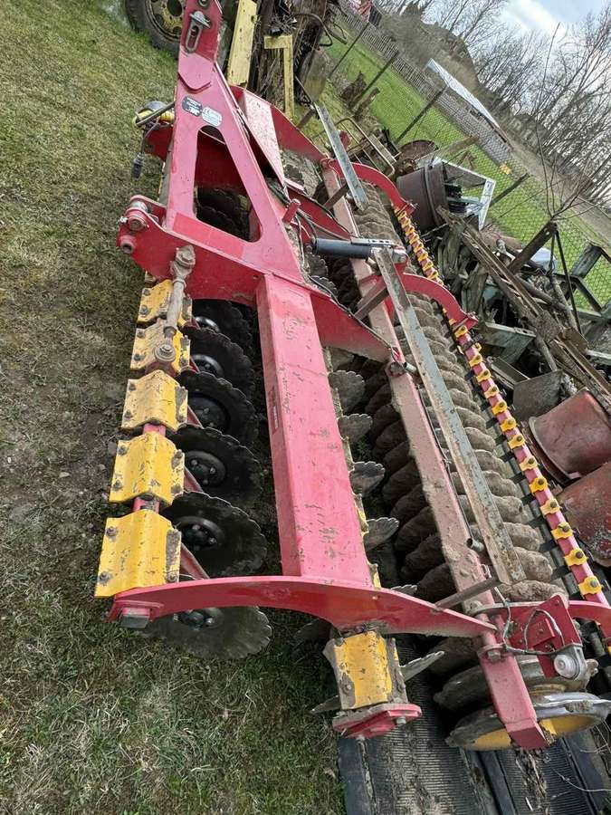 Vaderstad Carrier 400, scrapers, scrubbers