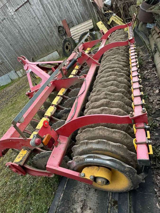 Vaderstad Carrier 400, скребки, скрубберы
