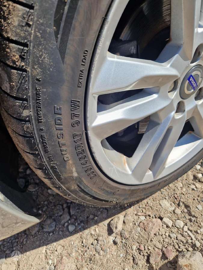 Volvo V60 Variklis geras dalis siunčiame