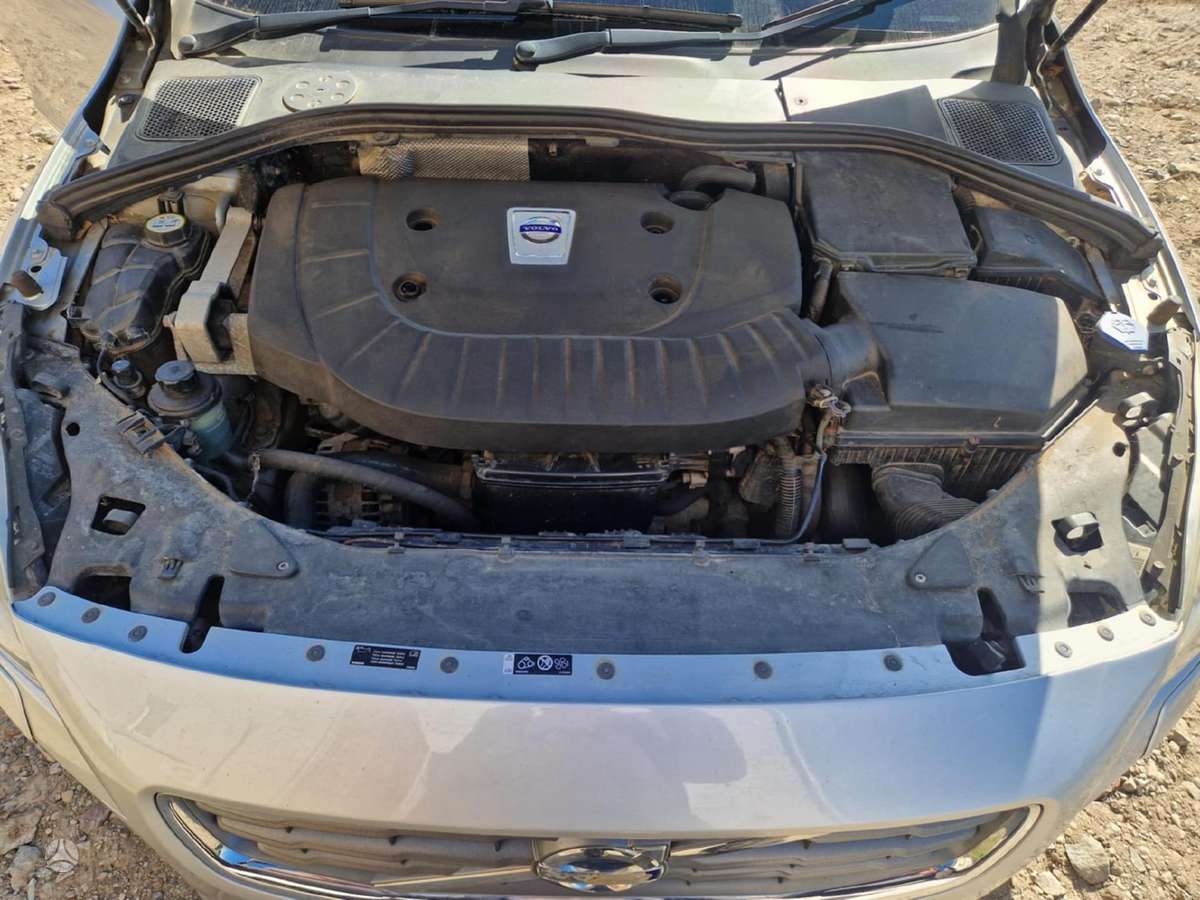Volvo V60 Variklis geras dalis siunčiame