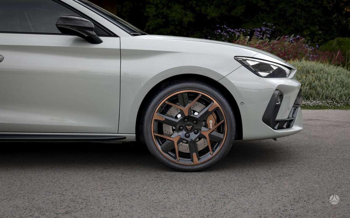 Cupra EU-YF6147 MB Style, легкосплавные , R18