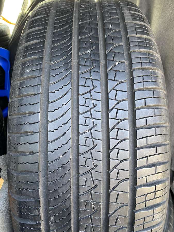 Pirelli Scorpion Zero, всесезонные 235/50 R20