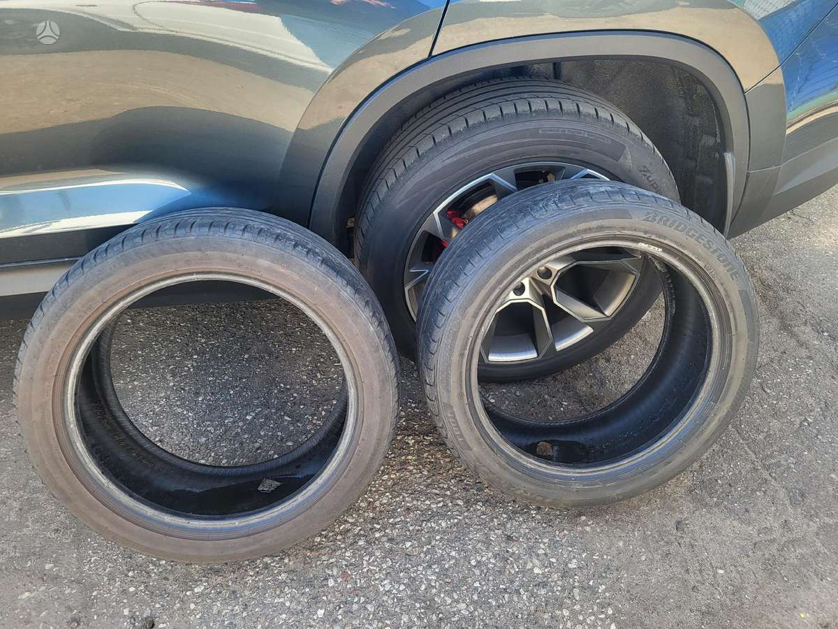 Bridgestone Turanza, летние 225/40 R17