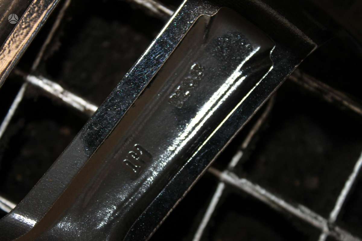 Peugeot, lengvojo lydinio, R18