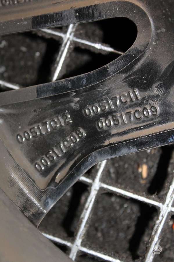 Peugeot, lengvojo lydinio, R18