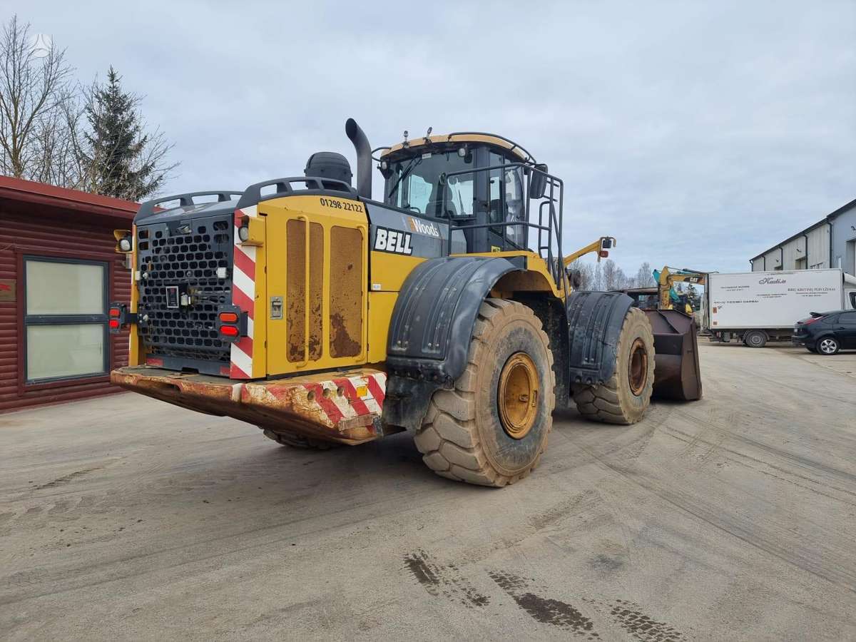 Bell L 2606 E, frontal loader