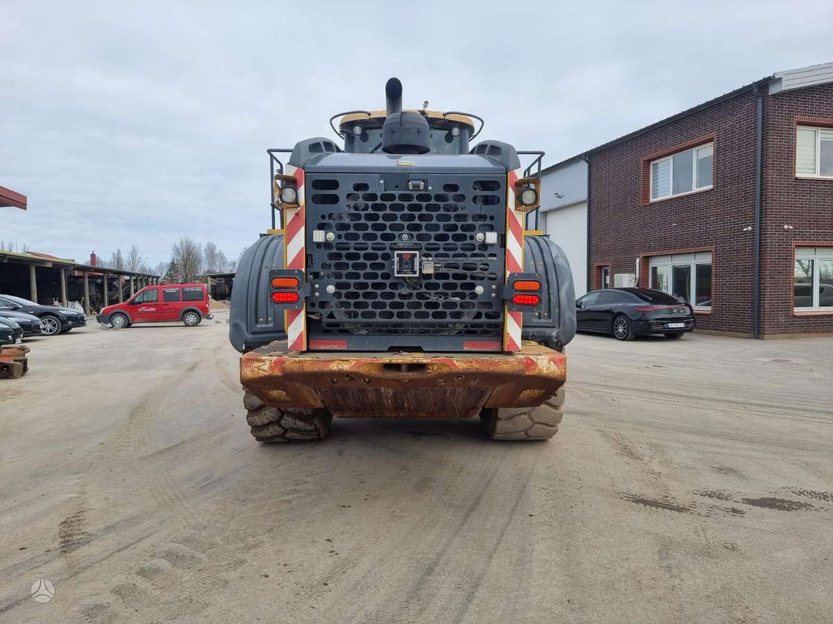 Bell L 2606 E, фронтальные погрузчики