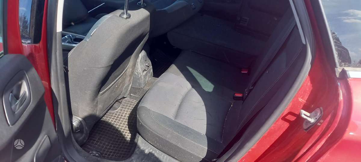 Citroen C4 Galimas detaliu siumtimas