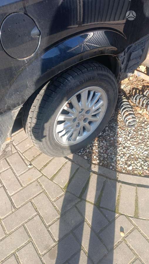 Chrysler Voyager детали кузова