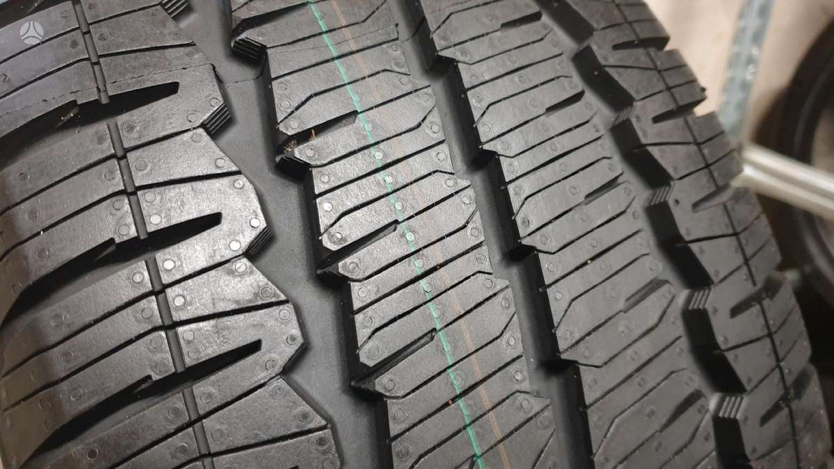 Continental Van Contact A/S apie 9mm, всесезонные 285/55 R16
