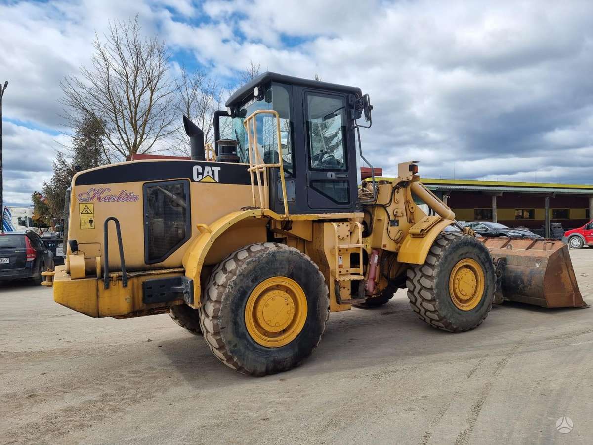 Caterpillar CLG824, frontal loader