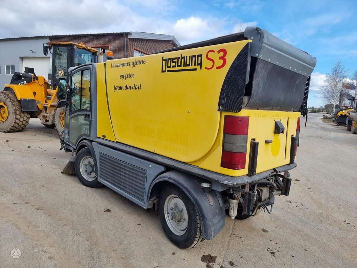 -Kita- BOSCHUNG S-3, roadside maintenance vehicles