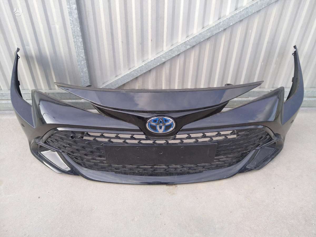 Toyota Corolla gaismas