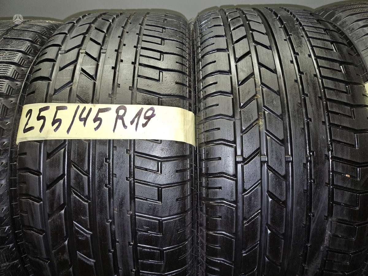 Pirelli, vasaras 255/45 R19