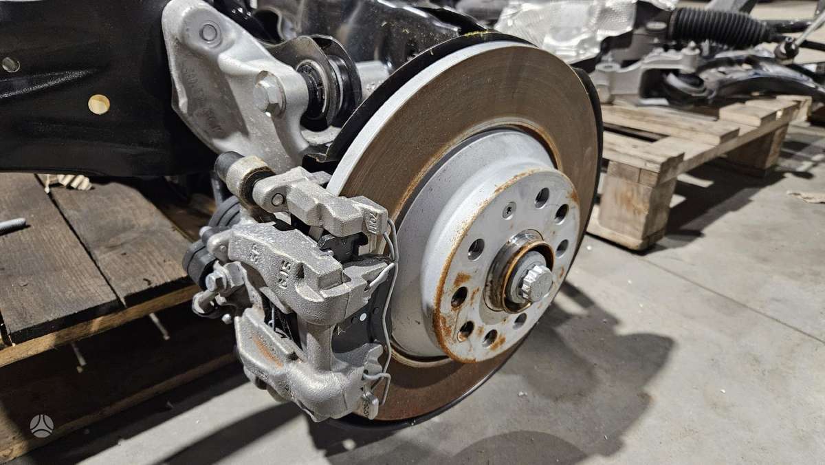 Volkswagen Passat детали кузова
