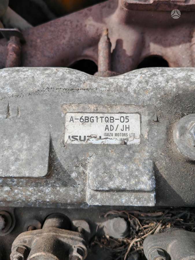 JCB JS240LC, ekskavatoriai